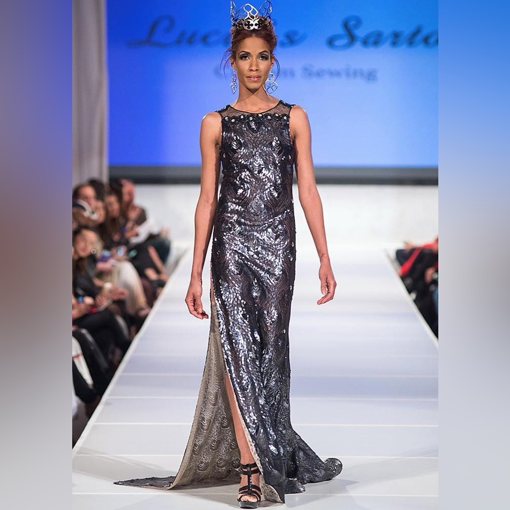 ♍️ Navy blue fire gown